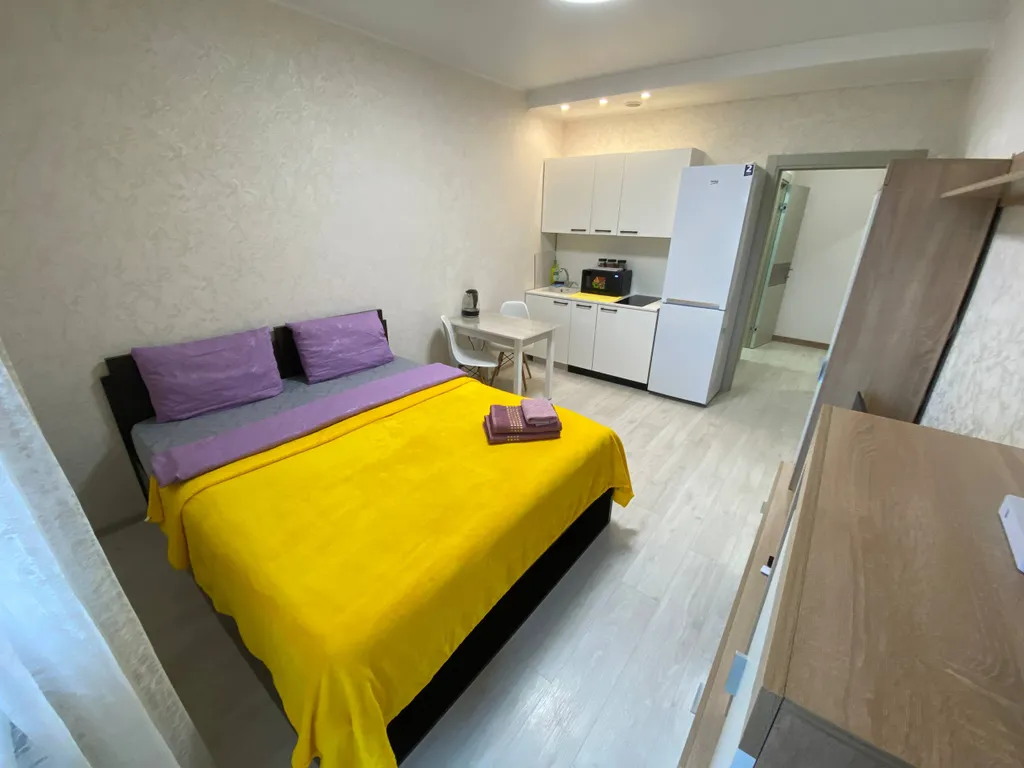 Студия у Сити-Молла с видом на горы