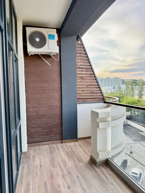 Апартамент у моря