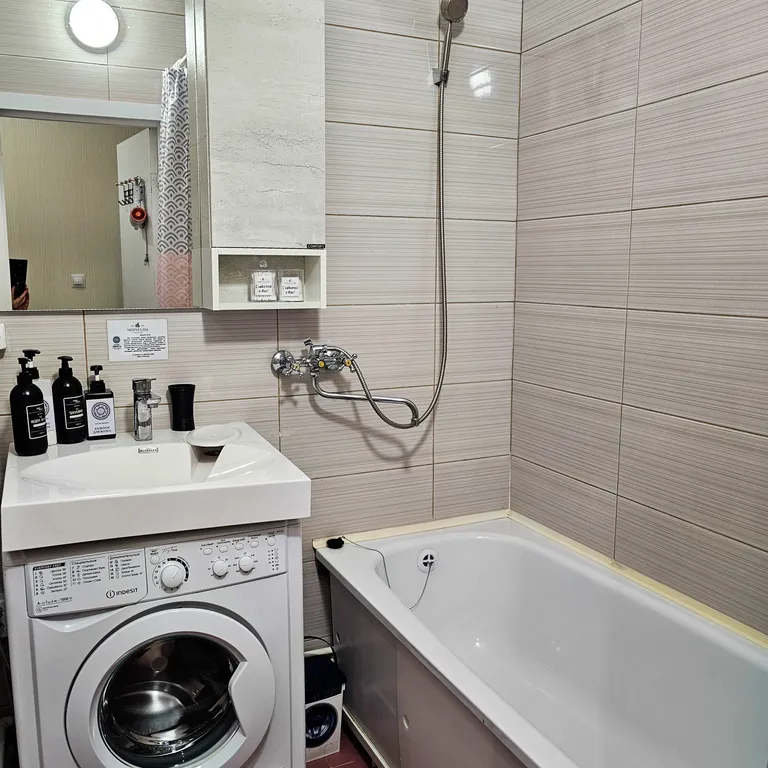 Квартира с балконом и 5-ю раздельными спальными местами. Кофемашина