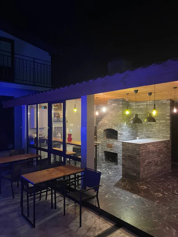 Уютный номер с бассейном