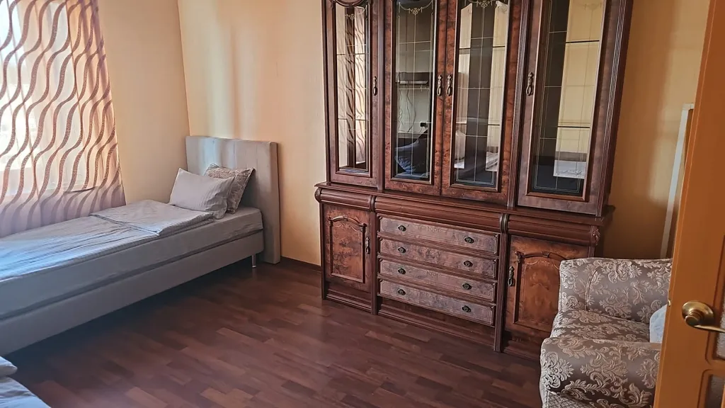 Просторная трешка для командировочных