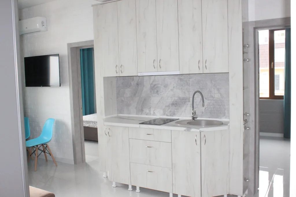 3х комнатная квартира 1-я линия с балконом и видом на море Крым Ялта Гаспра