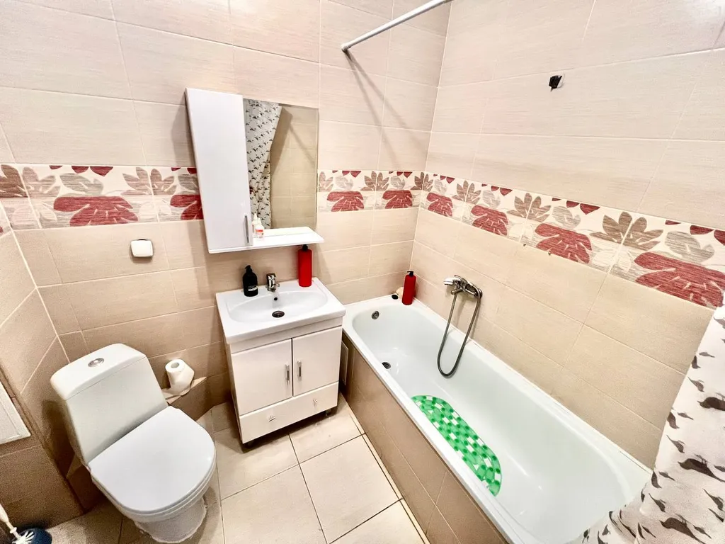 Квартира Уютная, теплая, чистая студия — Тюмень