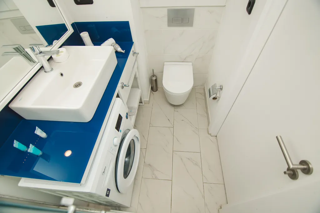 Студия с видом на море