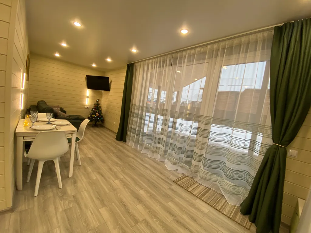 Уютный дом в черте города