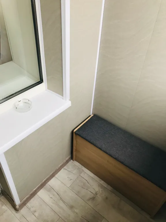 Современная шикарная с новым дизайнерским ремонтом квартира