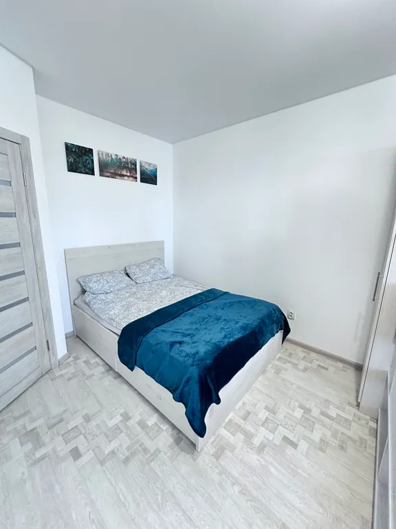 Светлая квартира в Центральном районе рядом с ЦИВС и Ареной