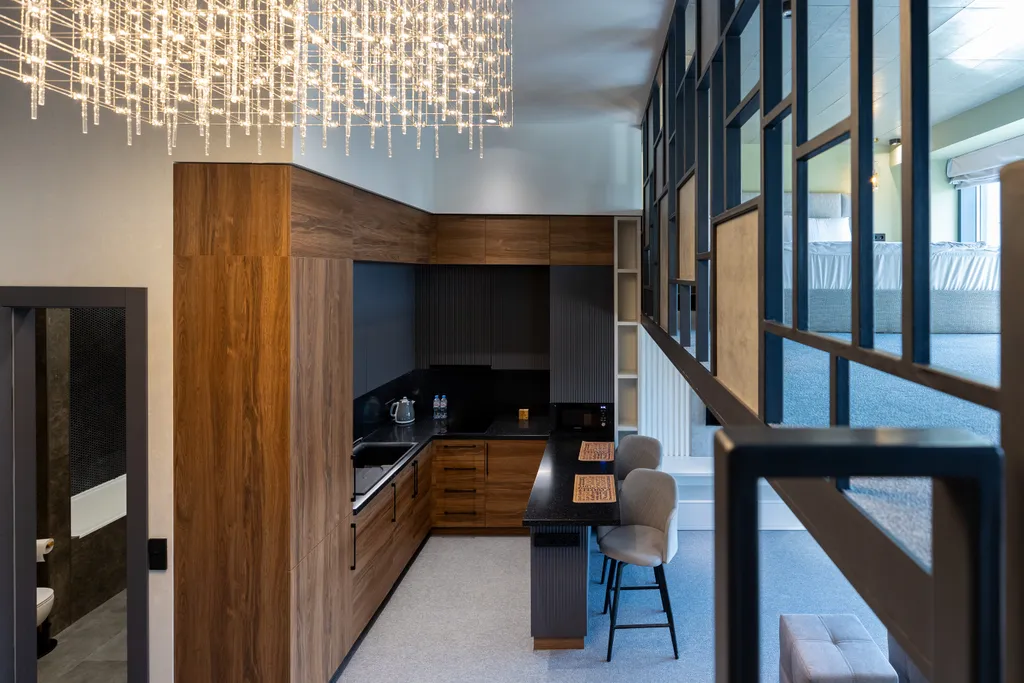 Большой двухуровневый дизайнерский лофт с панорамными видами на Москву