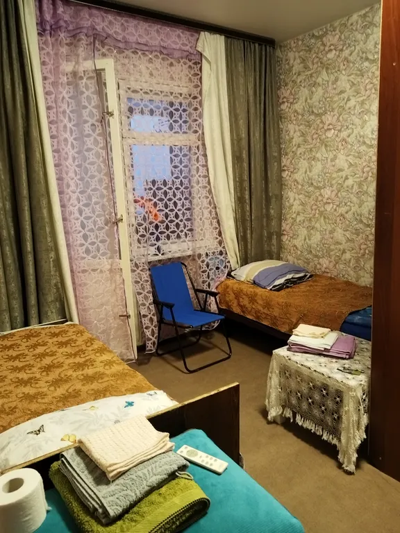 Семейная комната в спальном районе города