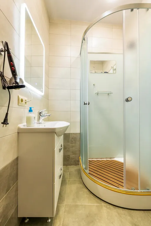 Комната у метро Улица 1905 года