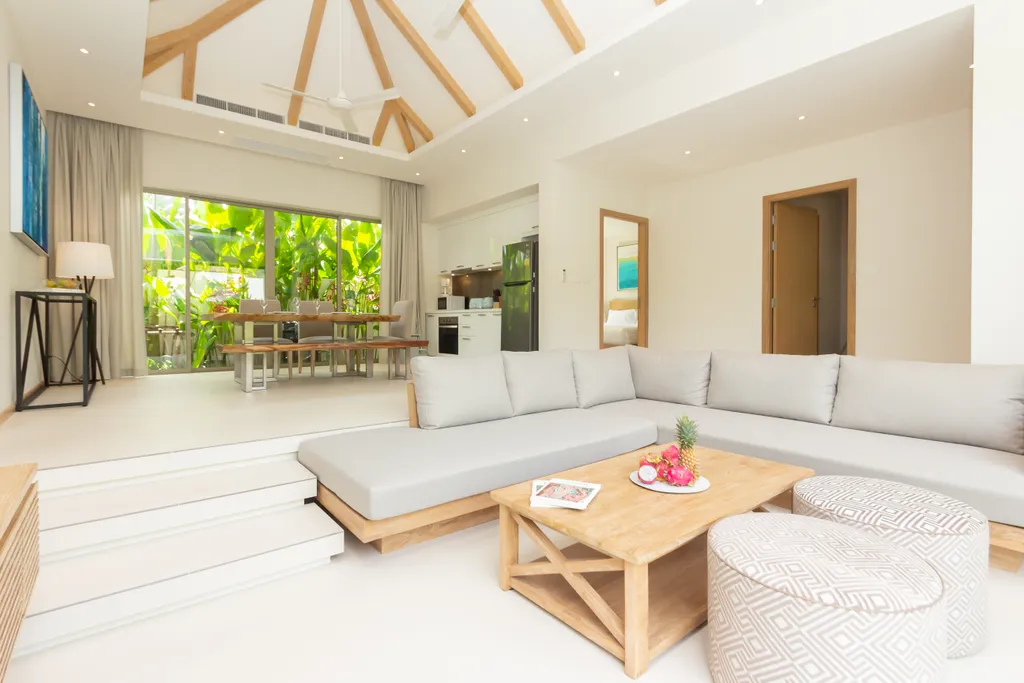 Светлая вилла с 3 спальнями и бассейном Бангтао, Лаян, Лагуна