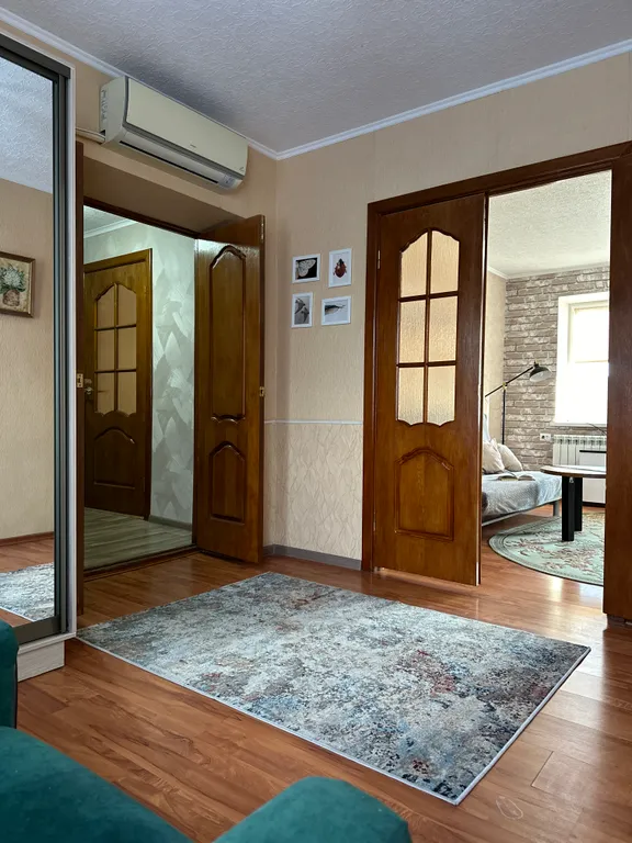 Апартаменты с собственным двором в центре города