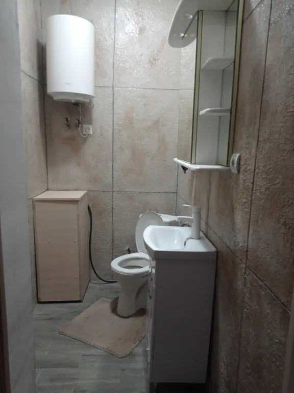 Квартира Уютная квартира-студия с дизайнерским ремонтом в тихом месте поселка — Кучугуры