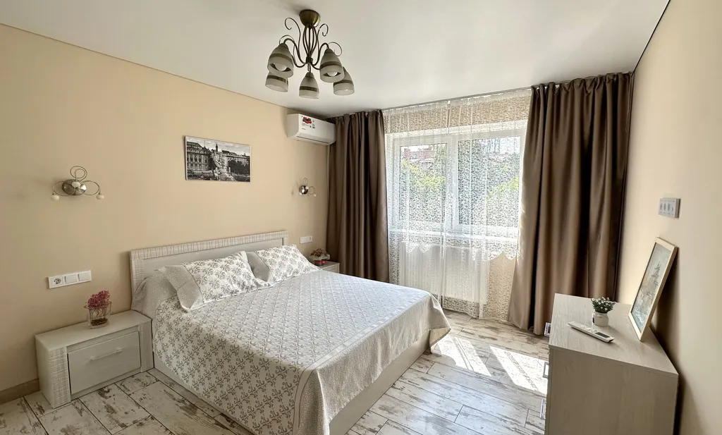 Уютная двухкомнатная квартира в историческом центре