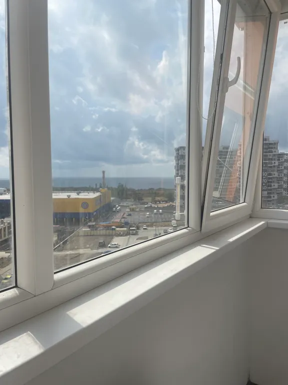 Однокомнатная квартира в южном районе с видом на море