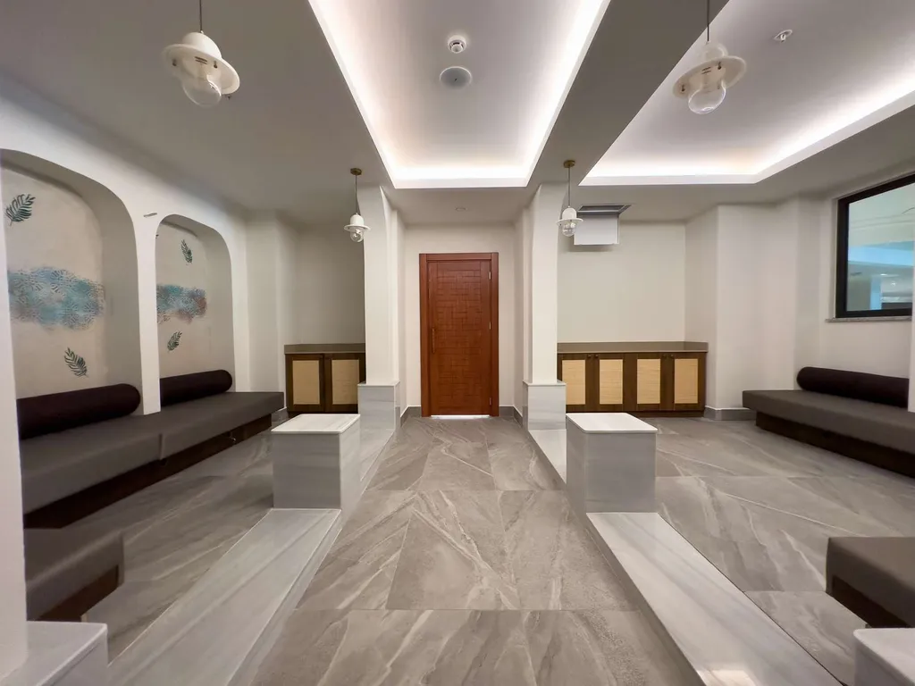 Апартамент в Azura World D с аквапарком и собственным пляжем