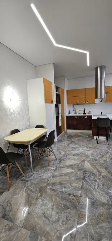 Стильная квартира на берегу