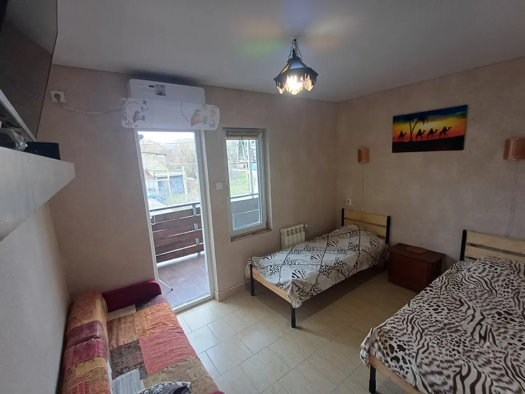 Квартира Трехместная уютная комната с балконом и видом на вулкан — аренда посуточно в Коктебель