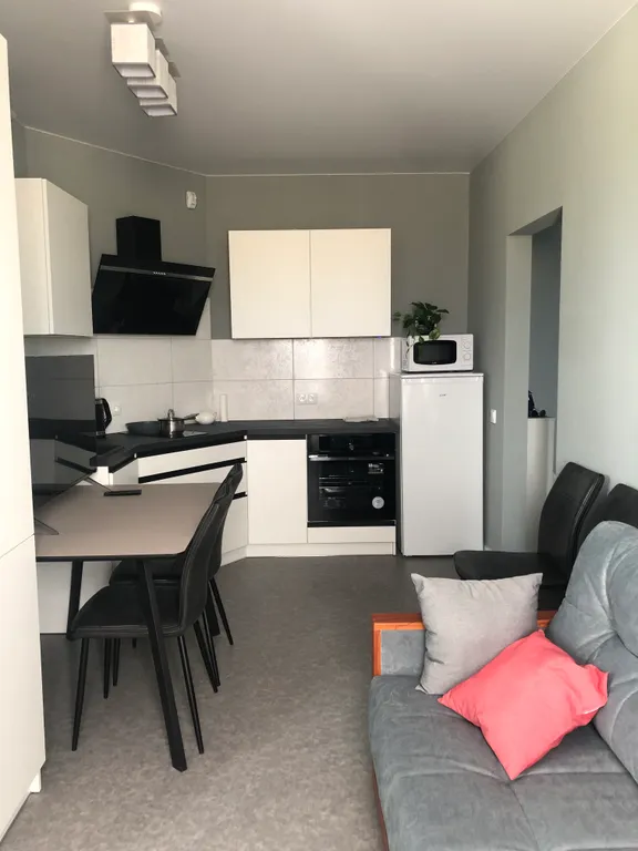 Новая современная квартира в курортном городе — аренда посуточно в Зеленоградск