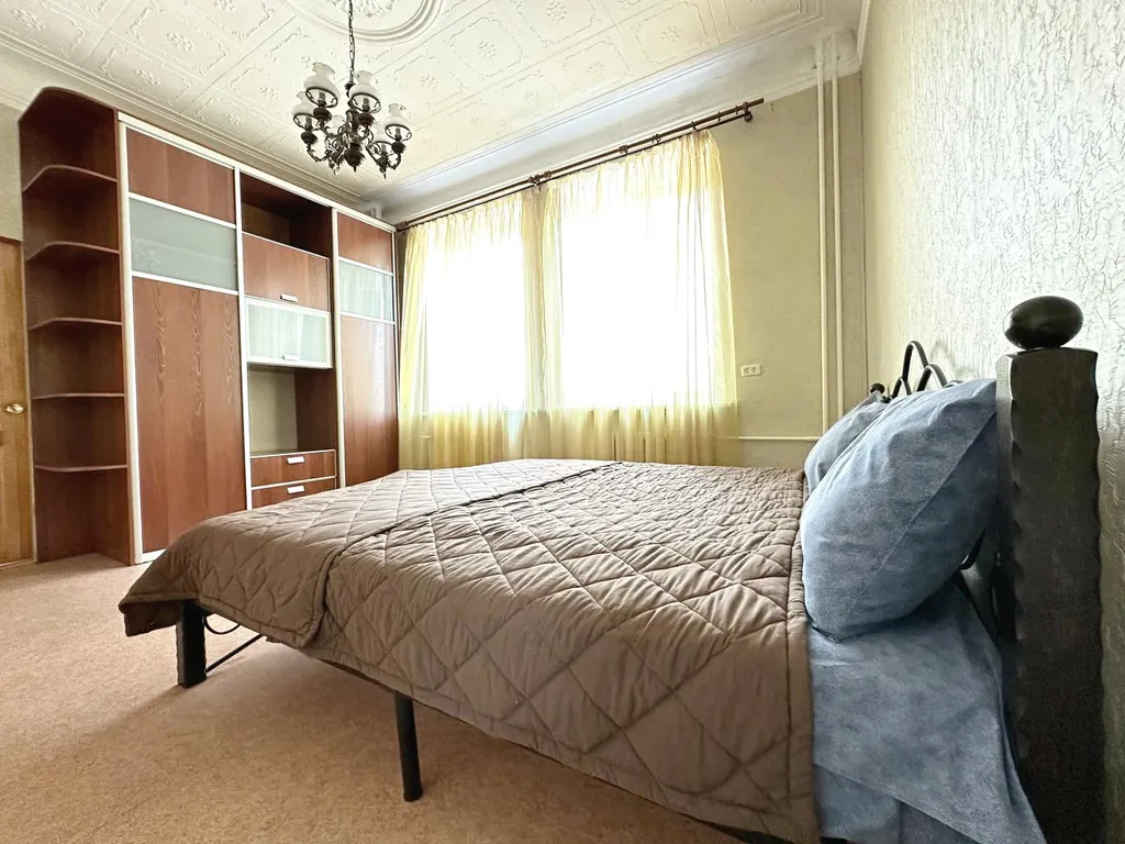 3-комнатная квартира в центре с кондиционером