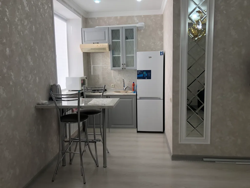 Уютная квартира с красивым видом на крепость и горы в центре города