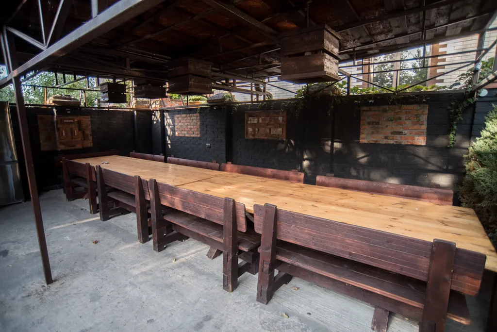 Вилла Астон