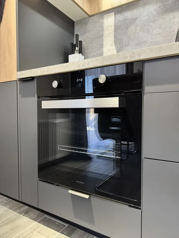 Дом с бассейном в Винной деревне Тамань