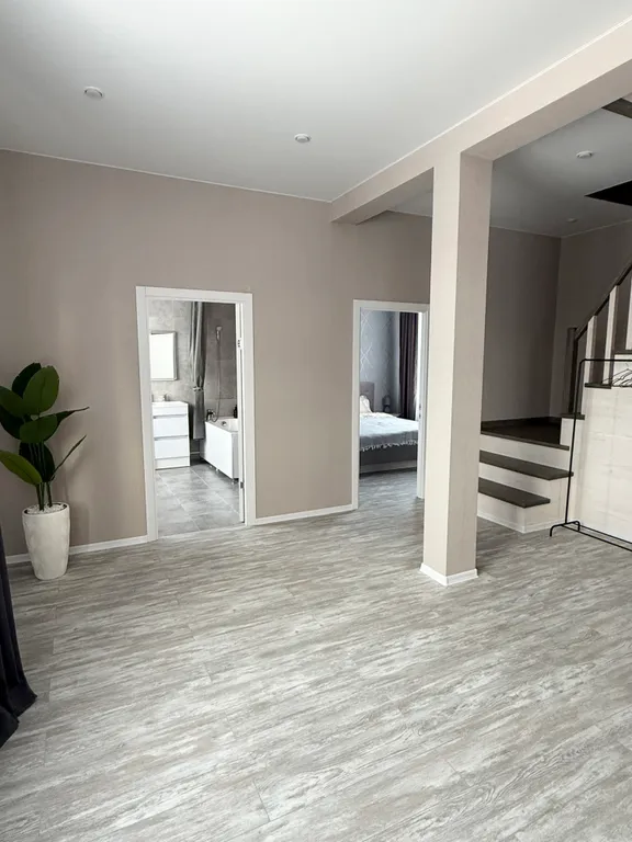 Уютный дом в черте города