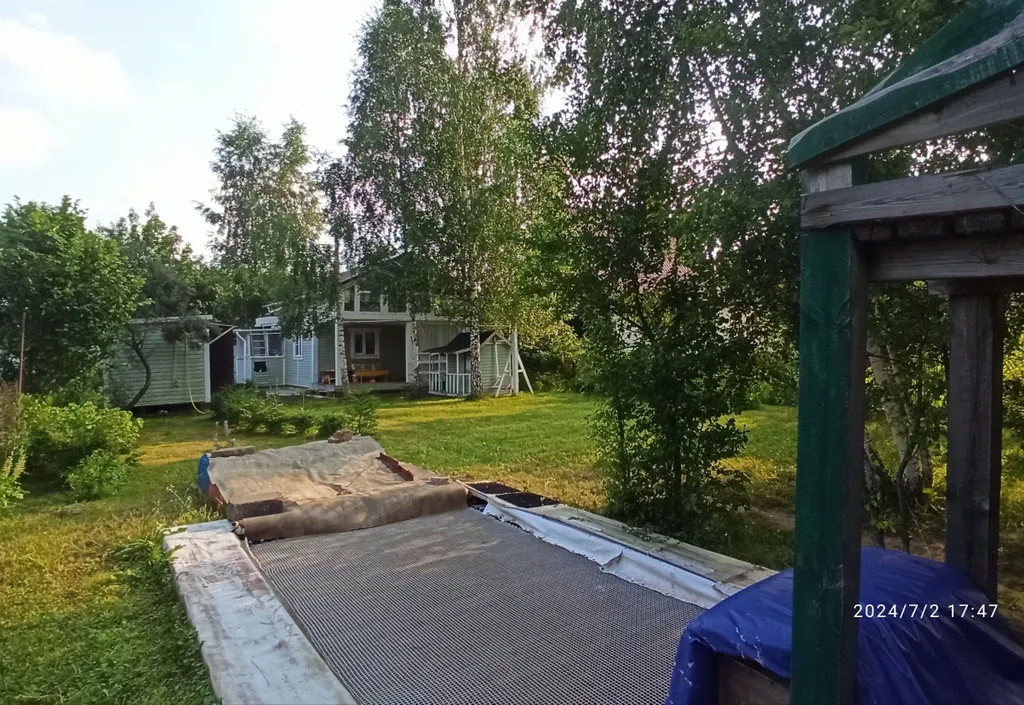 Коттедж Дом с батутом и видом на сад — Беседы