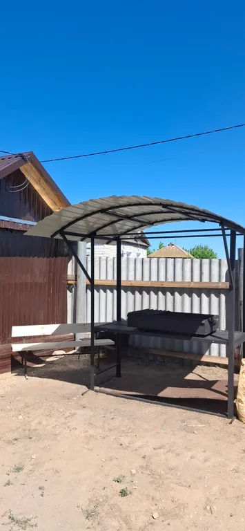 Коттедж Уютный 7-местный дом с большой беседкой и мангальной зоной — аренда посуточно в Дубовка