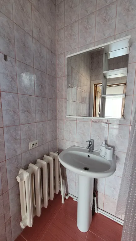 Уютный номер с видом на горы в гостевом дворе