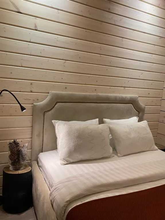 Дача в лесу с панорамными окнами