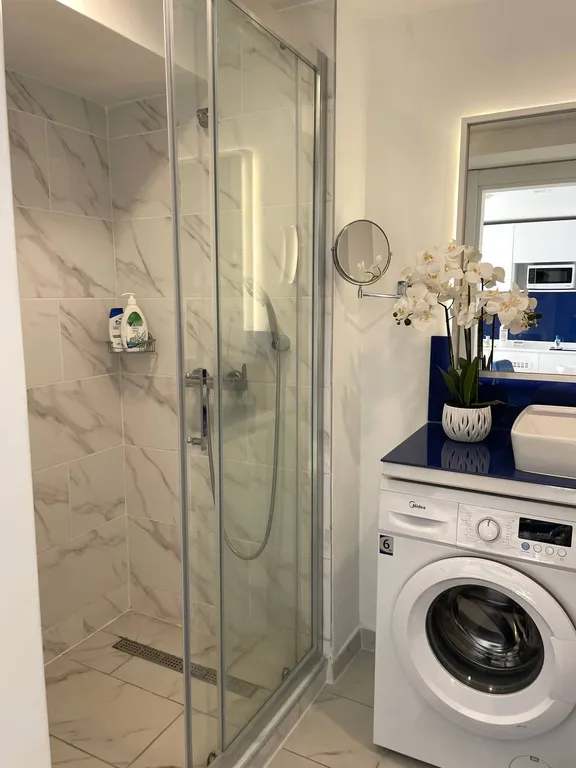 Премиум студия с балконом и видом на море