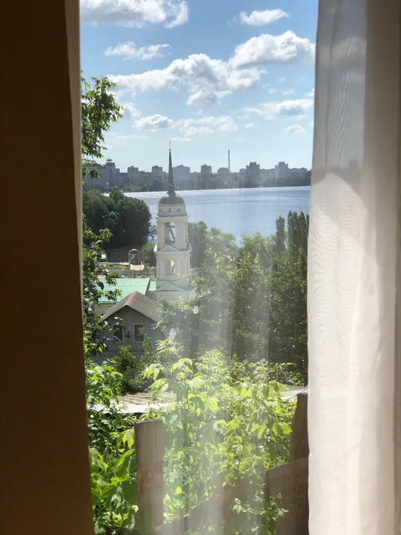 Уютный дом с видом на исторические достопримечательности