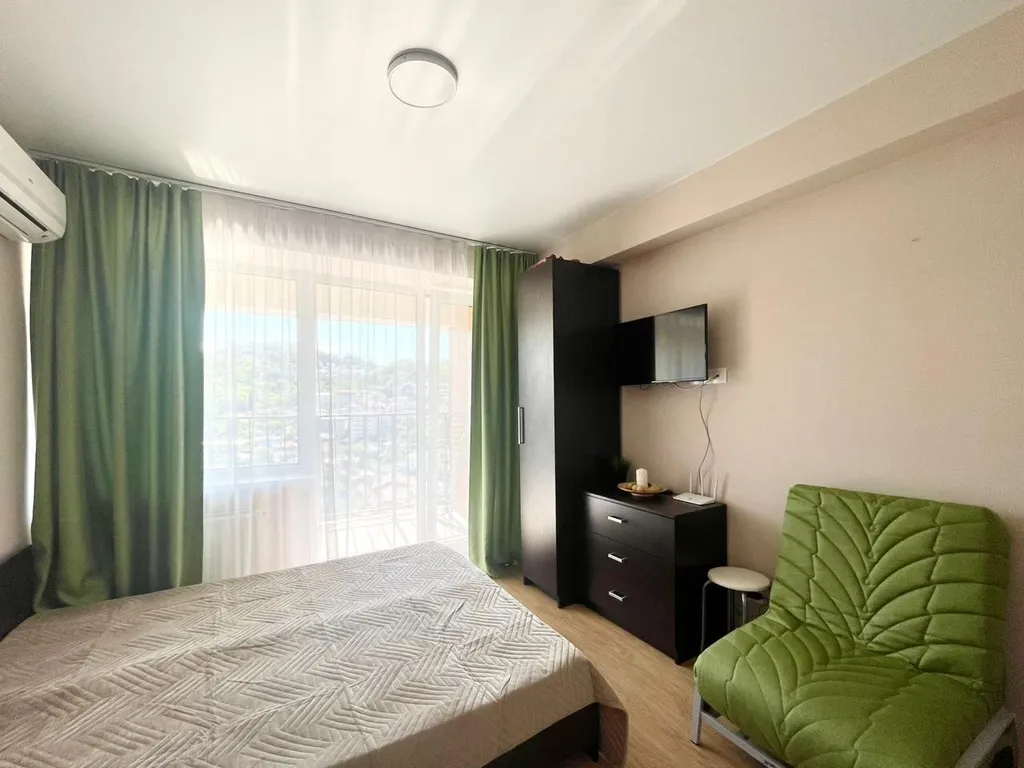 Студия с бассейном на территории ЖК