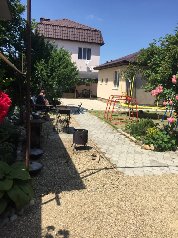 Коттедж Дом с беседкой для отдыха в частном секторе в городе анапа — Анапа