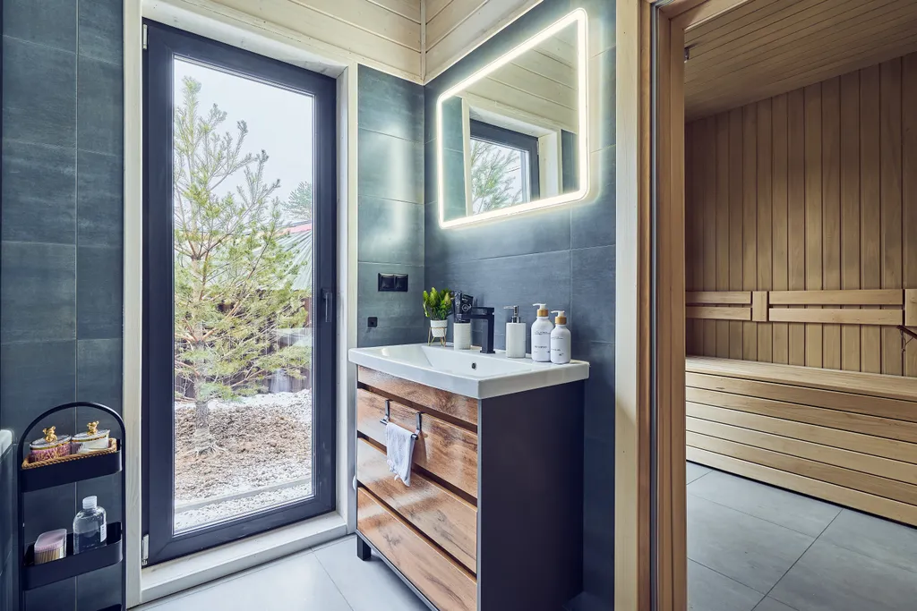 Коттедж Стильный новый коттедж на лесном участке — Семеновское