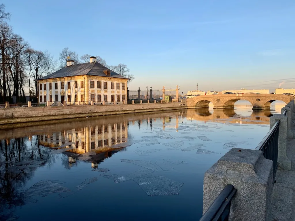 Квартира Квартира Лофт у Летнего сада — Санкт-Петербург