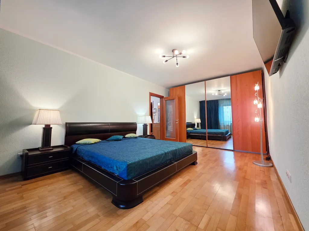 Большая, классная 2-х комнатная квартира