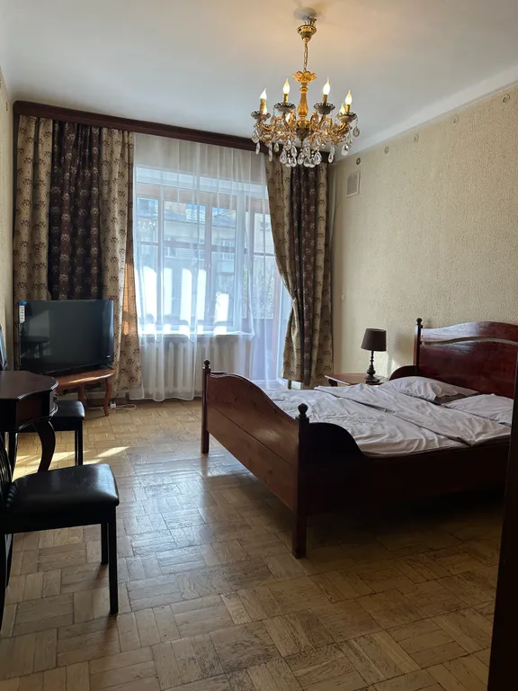 Квартира Двухкомнатная квартира с двумя балконами вшаговой доступности от метро — Москва