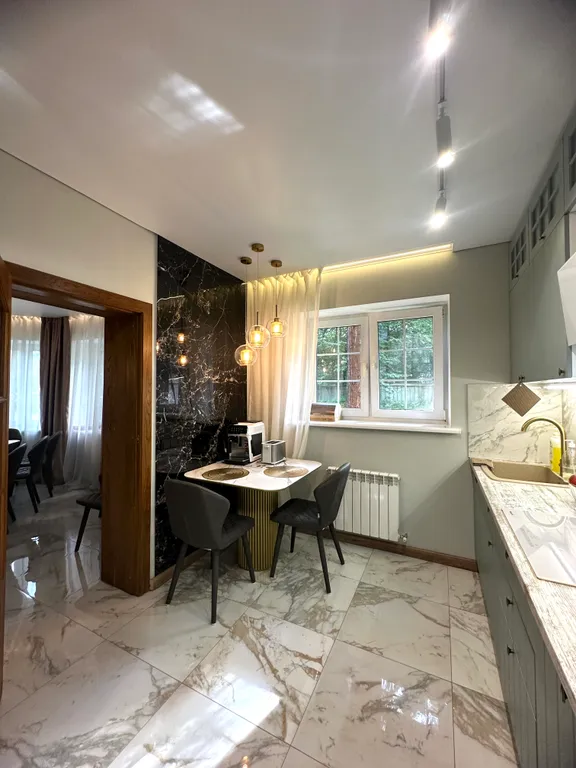 4-комнатный Дом