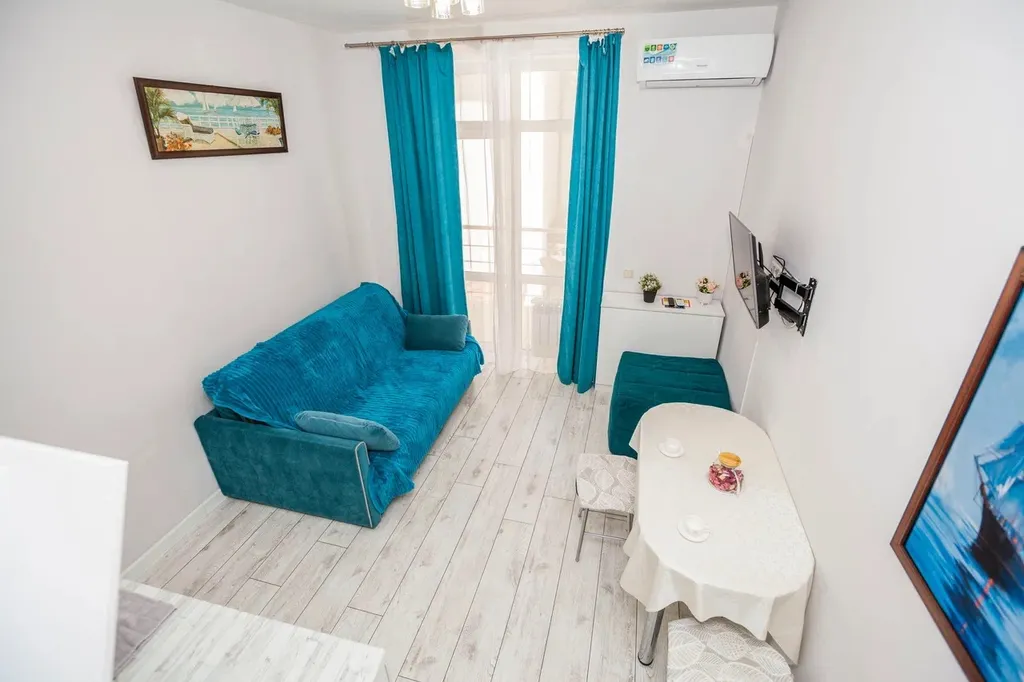 Квартира Квартира Студия у моря с теплым бассейном — Сириус