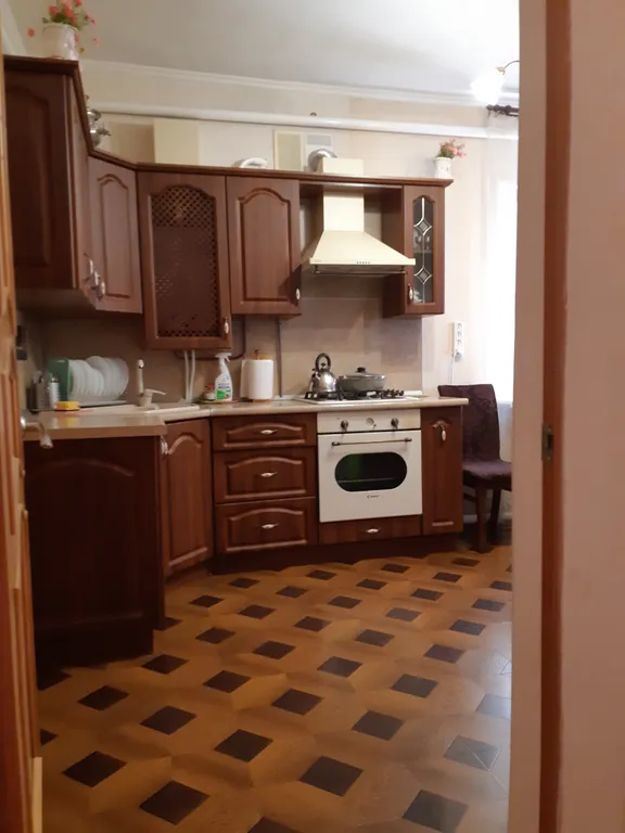 Частный дом на лето с парковкой в центре старой части города