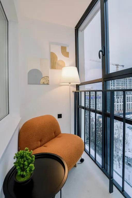 Дизайнерская студия премиум-класса c великoлепным видом для двоиx