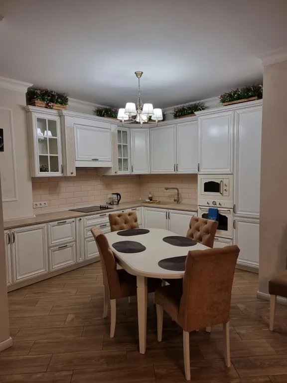 Апартамент в центре рядом с подъемником с балконом