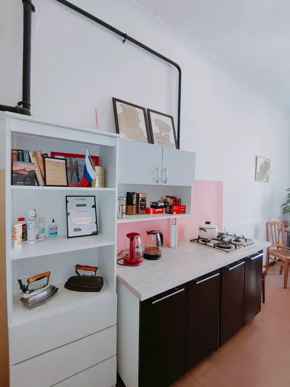 Квартира Комната Зингера. Бесконтактный заезд, хранение багажа До Невского 100м — Санкт-Петербург