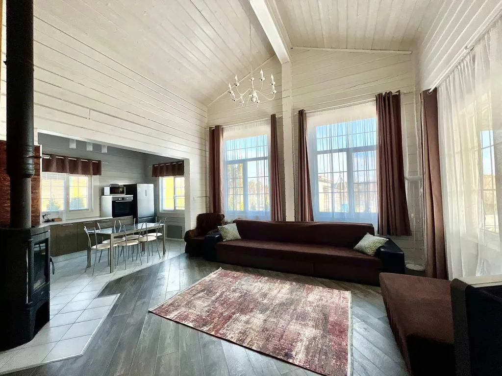 Дом N3 с сауной и камином  на берегу озера Лунное