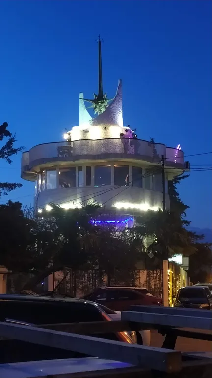 Уютная однокомнатная квартира с лоджией в центре города