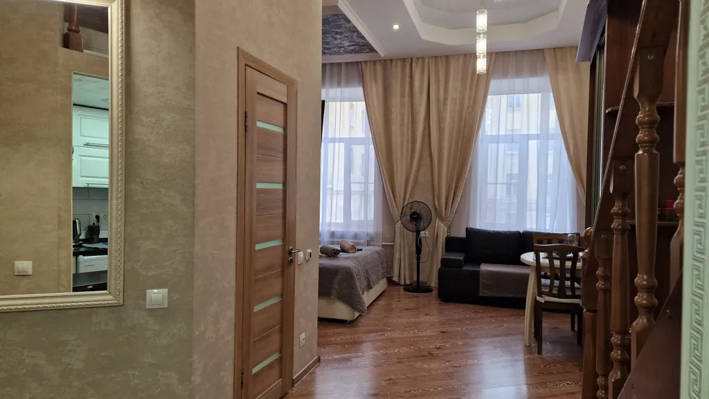 Люкс, летний сад, 6 персон, парковка