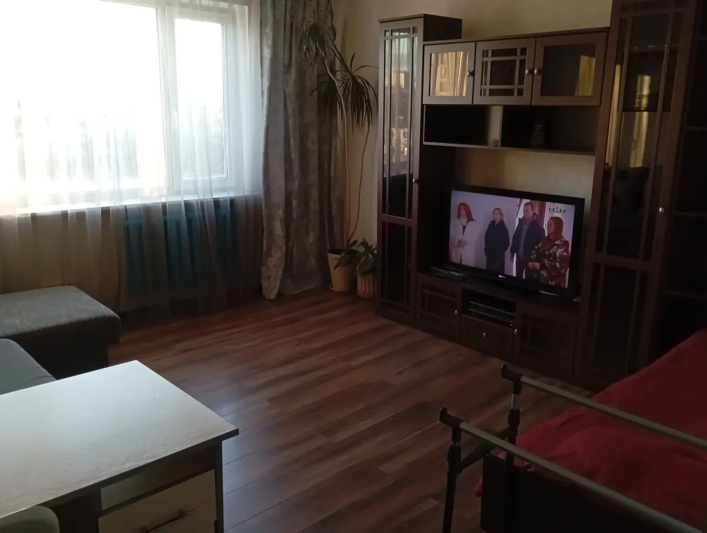 Просторная двухкомнатная квартира в центре Как дома